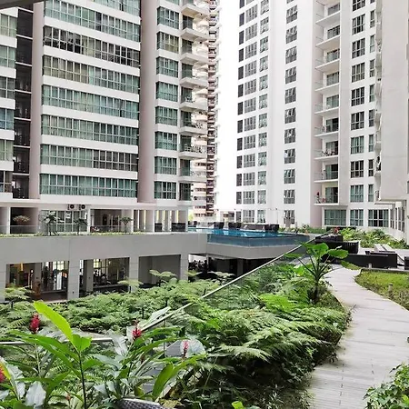 6 Pax Regalia Suite & Residences - Infinity Pool With Kl City View Kuala Lumpur Exterior photo