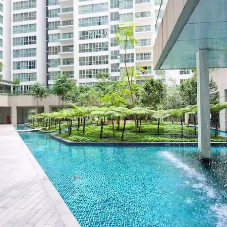 6 Pax Regalia Suite & Residences - Infinity Pool With Kl City View Kuala Lumpur Exterior photo