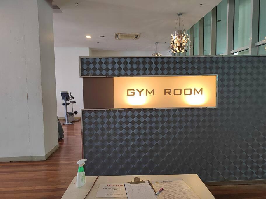 6 Pax Regalia & Residences - Infinity Pool With Kl View Pangsapuri Kuala Lumpur